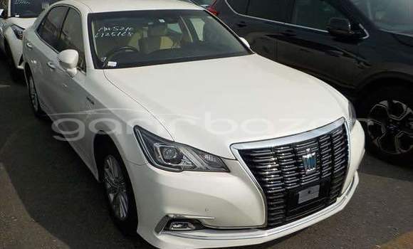কেনা ব্যবহৃত Toyota Crown White গাড়ী মধ্যে ঢাকা মধ্যে Dhaka কেনা ব্যবহৃত Toyota Crown White গাড়ী মধ্যে ঢাকা মধ্যে Dhaka