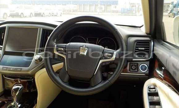 কেনা ব্যবহৃত Toyota Crown White গাড়ী মধ্যে ঢাকা মধ্যে Dhaka কেনা ব্যবহৃত Toyota Crown White গাড়ী মধ্যে ঢাকা মধ্যে Dhaka