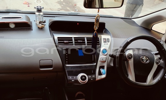 কেনা ব্যবহৃত Toyota Prius alpha Silver গাড়ী মধ্যে ঢাকা মধ্যে Dhaka কেনা ব্যবহৃত Toyota Prius alpha Silver গাড়ী মধ্যে ঢাকা মধ্যে Dhaka