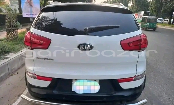 কেনা ব্যবহৃত Mercedes-Benz Sportage White গাড়ী মধ্যে ঢাকা মধ্যে Dhaka কেনা ব্যবহৃত Mercedes-Benz Sportage White গাড়ী মধ্যে ঢাকা মধ্যে Dhaka
