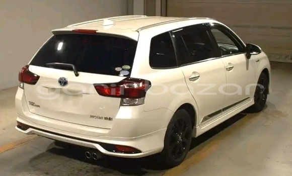 Buy Used 2018 Toyota Fielder in Dhaka, Dhaka Buy Used 2018 Toyota Fielder in Dhaka, Dhaka