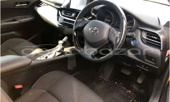 Buy Used 2018 Toyota C-hr in Dhaka, Dhaka Buy Used 2018 Toyota C-hr in Dhaka, Dhaka