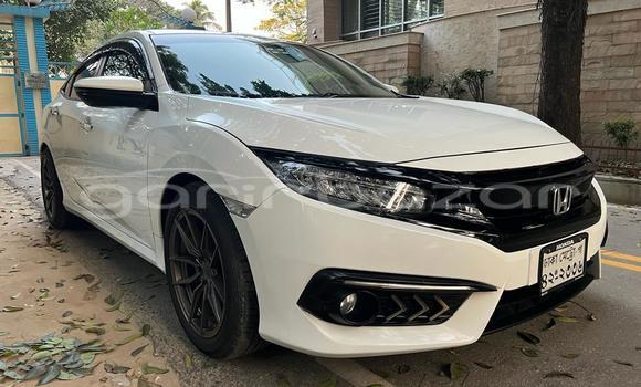 Buy Used 2018 Honda Civic in Dhaka, Dhaka Buy Used 2018 Honda Civic in Dhaka, Dhaka