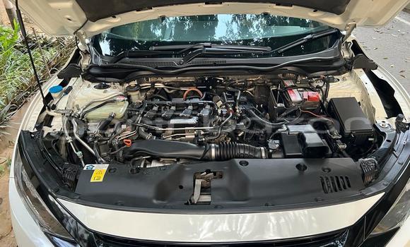 Buy Used 2018 Honda Civic in Dhaka, Dhaka Buy Used 2018 Honda Civic in Dhaka, Dhaka