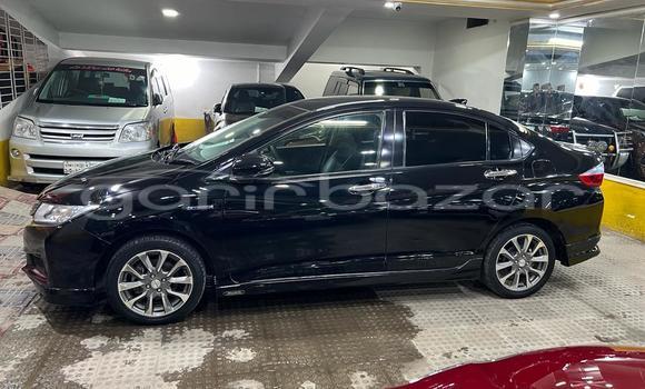 Buy Used 2014 Honda Grace in Dhaka, Dhaka Buy Used 2014 Honda Grace in Dhaka, Dhaka