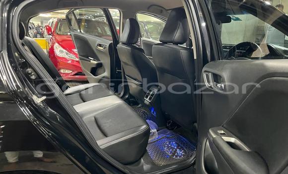 Buy Used 2014 Honda Grace in Dhaka, Dhaka Buy Used 2014 Honda Grace in Dhaka, Dhaka