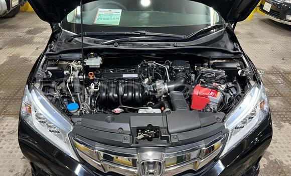 Buy Used 2014 Honda Grace in Dhaka, Dhaka Buy Used 2014 Honda Grace in Dhaka, Dhaka