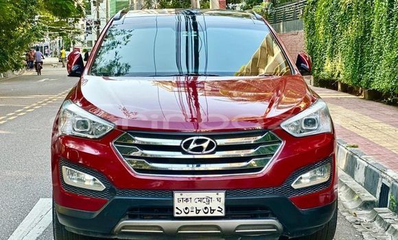 কেনা ব্যবহৃত Hyundai Santa fe Red গাড়ী মধ্যে ঢাকা মধ্যে Dhaka