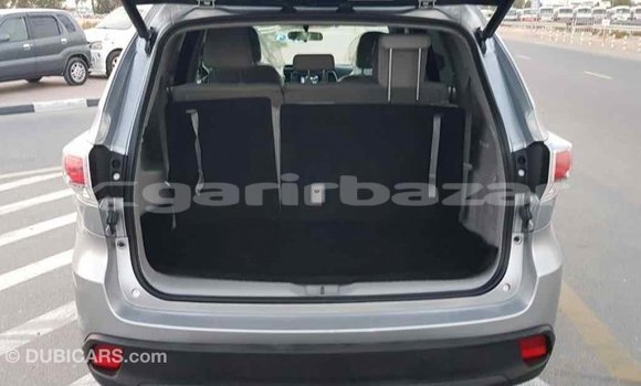 Buy Import 2015 Toyota Highlander in Import - Dubai, Bandarban Buy Import 2015 Toyota Highlander in Import - Dubai, Bandarban