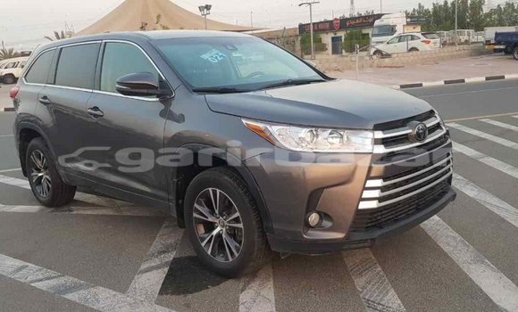 Buy Import 2018 Toyota Highlander in Import - Dubai, Bandarban Buy Import 2018 Toyota Highlander in Import - Dubai, Bandarban