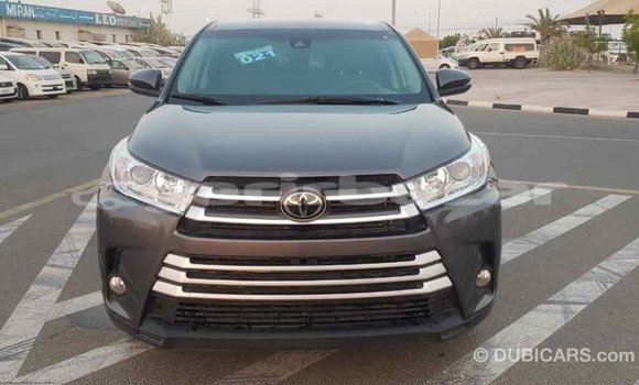 Buy Import 2018 Toyota Highlander in Import - Dubai, Bandarban Buy Import 2018 Toyota Highlander in Import - Dubai, Bandarban