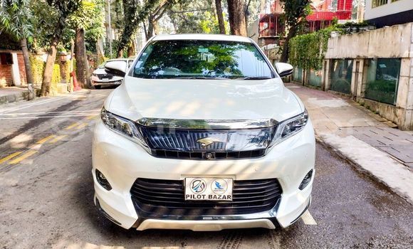 কেনা ব্যবহৃত Toyota Harrier White গাড়ী মধ্যে ঢাকা মধ্যে Dhaka কেনা ব্যবহৃত Toyota Harrier White গাড়ী মধ্যে ঢাকা মধ্যে Dhaka