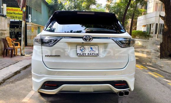 কেনা ব্যবহৃত Toyota Harrier White গাড়ী মধ্যে ঢাকা মধ্যে Dhaka কেনা ব্যবহৃত Toyota Harrier White গাড়ী মধ্যে ঢাকা মধ্যে Dhaka