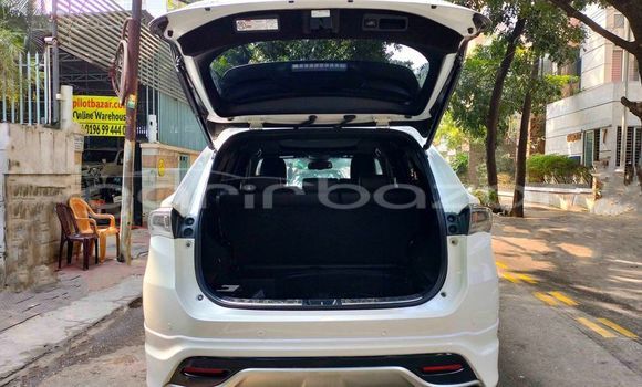 কেনা ব্যবহৃত Toyota Harrier White গাড়ী মধ্যে ঢাকা মধ্যে Dhaka কেনা ব্যবহৃত Toyota Harrier White গাড়ী মধ্যে ঢাকা মধ্যে Dhaka