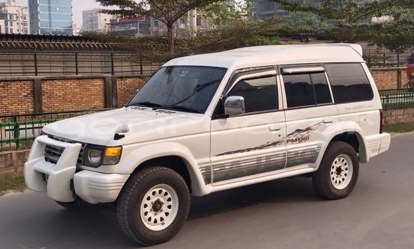 Buy Used 2007 Mitsubishi Proudia in Dhaka, Dhaka Buy Used 2007 Mitsubishi Proudia in Dhaka, Dhaka