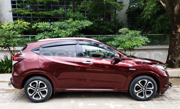 Buy Used 2014 Honda Vezel in Dhaka, Dhaka Buy Used 2014 Honda Vezel in Dhaka, Dhaka