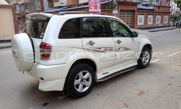 কেনা ব্যবহৃত Toyota RAV4 White গাড়ী মধ্যে ঢাকা মধ্যে Dhaka কেনা ব্যবহৃত Toyota RAV4 White গাড়ী মধ্যে ঢাকা মধ্যে Dhaka