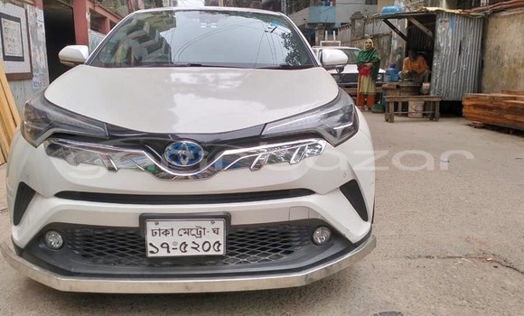 কেনা ব্যবহৃত Toyota CHR White গাড়ী মধ্যে ঢাকা মধ্যে Dhaka কেনা ব্যবহৃত Toyota CHR White গাড়ী মধ্যে ঢাকা মধ্যে Dhaka