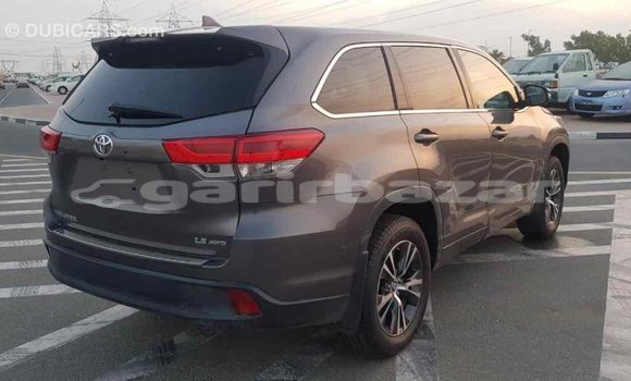 Buy Import 2018 Toyota Highlander in Import - Dubai, Bandarban Buy Import 2018 Toyota Highlander in Import - Dubai, Bandarban