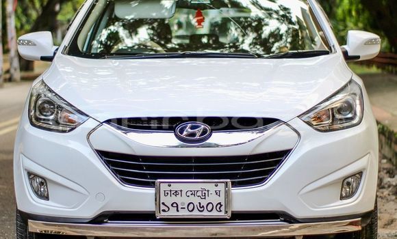 Buy Used 2015 Hyundai Tucson in Dhaka, Dhaka Buy Used 2015 Hyundai Tucson in Dhaka, Dhaka