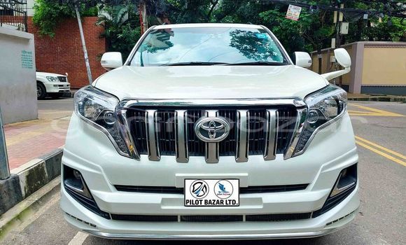 Buy Used 2022 Toyota Land Cruiser in Badarganj, Rangpur Buy Used 2022 Toyota Land Cruiser in Badarganj, Rangpur