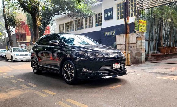 Buy Used 2021 Toyota Harrier in Bagerhat, Khulna Buy Used 2021 Toyota Harrier in Bagerhat, Khulna