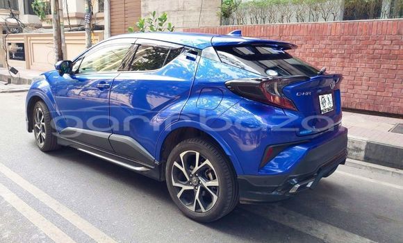Buy Used 2022 Honda CHR in Badarganj, Rangpur Buy Used 2022 Honda CHR in Badarganj, Rangpur