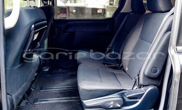 Buy Used 2021 Toyota Voxy in Bagerhat, Khulna Buy Used 2021 Toyota Voxy in Bagerhat, Khulna