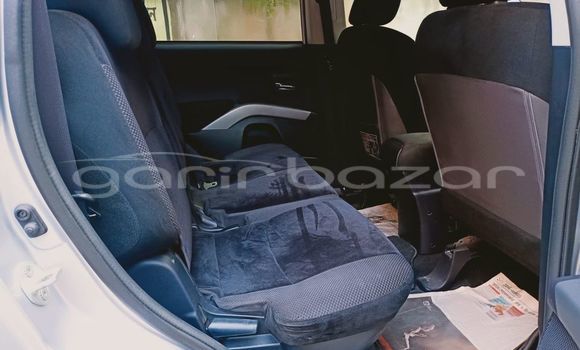 Buy Used 2021 Mitsubishi Outlander in Bagerhat, Khulna Buy Used 2021 Mitsubishi Outlander in Bagerhat, Khulna