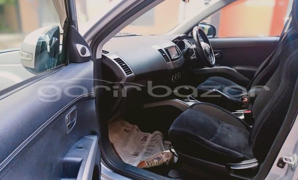 Buy Used 2021 Mitsubishi Outlander in Bagerhat, Khulna Buy Used 2021 Mitsubishi Outlander in Bagerhat, Khulna