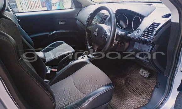 Buy Used 2020 Mitsubishi Rosa in Bagerhat, Khulna Buy Used 2020 Mitsubishi Rosa in Bagerhat, Khulna