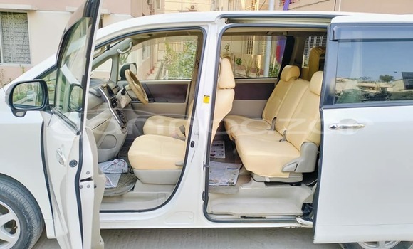 Buy Used 2021 Toyota Noah in Badarganj, Rangpur Buy Used 2021 Toyota Noah in Badarganj, Rangpur