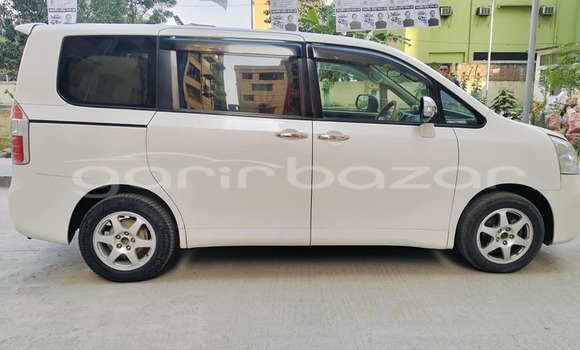 Buy Used 2021 Toyota Noah in Badarganj, Rangpur Buy Used 2021 Toyota Noah in Badarganj, Rangpur