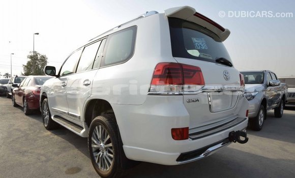 Buy Import 2011 Toyota Land Cruiser in Import - Dubai, Bandarban Buy Import 2011 Toyota Land Cruiser in Import - Dubai, Bandarban