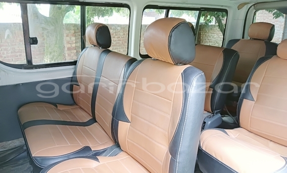 কেনা ব্যবহৃত Toyota Hiace gl Pearl গাড়ী মধ্যে দিনাজপুর মধ্যে Dinajpur কেনা ব্যবহৃত Toyota Hiace gl Pearl গাড়ী মধ্যে দিনাজপুর মধ্যে Dinajpur