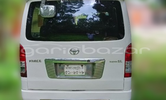 কেনা ব্যবহৃত Toyota Hiace gl Pearl গাড়ী মধ্যে দিনাজপুর মধ্যে Dinajpur কেনা ব্যবহৃত Toyota Hiace gl Pearl গাড়ী মধ্যে দিনাজপুর মধ্যে Dinajpur