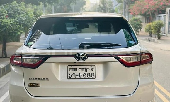 কেনা ব্যবহৃত Toyota Harrier White গাড়ী মধ্যে আদমদিঘী মধ্যে Bogora কেনা ব্যবহৃত Toyota Harrier White গাড়ী মধ্যে আদমদিঘী মধ্যে Bogora