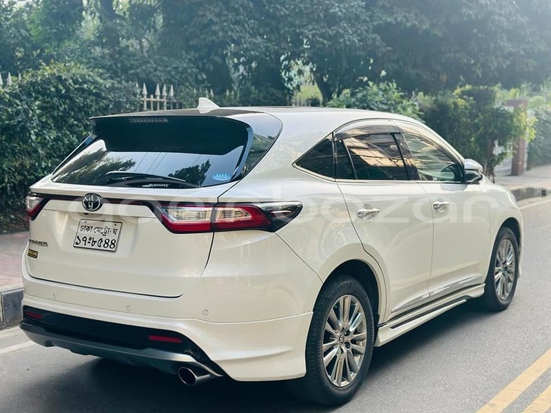 Big with watermark toyota harrier bogora adamighi 11560