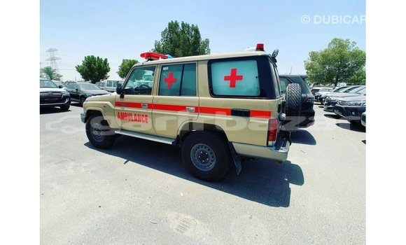 কেনা আমদানি Toyota Land Cruiser White গাড়ী মধ্যে ইম্পোর্ট - দুবাই মধ্যে Bandarban কেনা আমদানি Toyota Land Cruiser White গাড়ী মধ্যে ইম্পোর্ট - দুবাই মধ্যে Bandarban