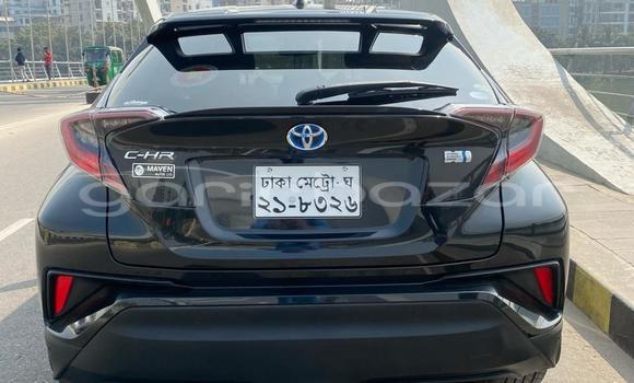Buy Used Toyota C-HR in Dhaka, Dhaka Buy Used Toyota C-HR in Dhaka, Dhaka