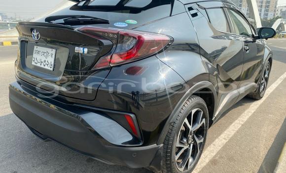 Buy Used Toyota C-HR in Dhaka, Dhaka Buy Used Toyota C-HR in Dhaka, Dhaka