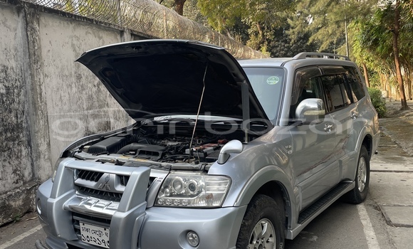 কেনা ব্যবহৃত Mitsubishi Pajero Silver গাড়ী মধ্যে ঢাকা মধ্যে Dhaka কেনা ব্যবহৃত Mitsubishi Pajero Silver গাড়ী মধ্যে ঢাকা মধ্যে Dhaka