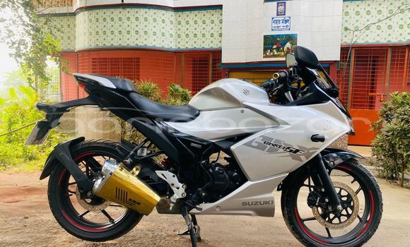 Buy Used 2021 Suzuki GSX in Jhenaidah, Khulna Buy Used 2021 Suzuki GSX in Jhenaidah, Khulna