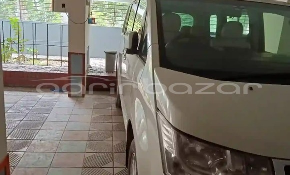 কেনা ব্যবহৃত Mitsubishi Delica Pearl গাড়ী মধ্যে ঢাকা মধ্যে Dhaka কেনা ব্যবহৃত Mitsubishi Delica Pearl গাড়ী মধ্যে ঢাকা মধ্যে Dhaka