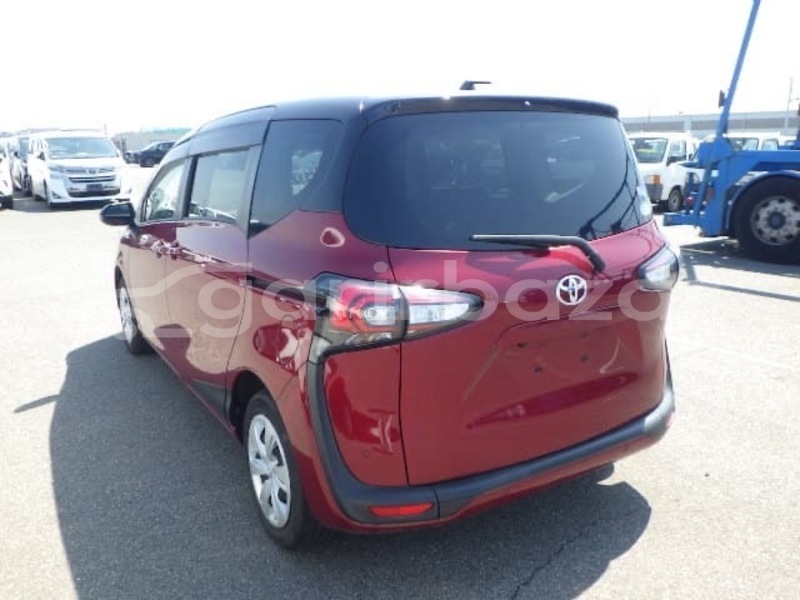 Big with watermark toyota sienta chittagong chittagong 91016