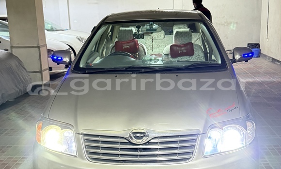 কিনুন ব্যবহৃত Toyota গাড়ী