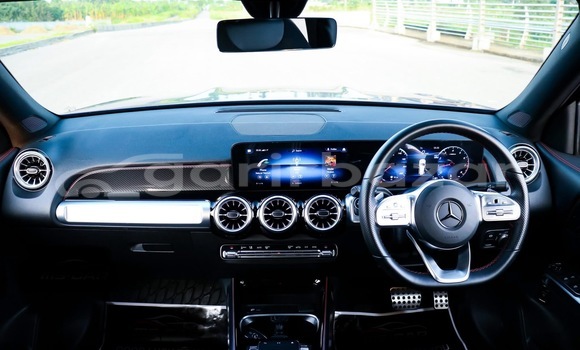 Buy Used Mercedes-Benz Car Buy Used Mercedes-Benz Car