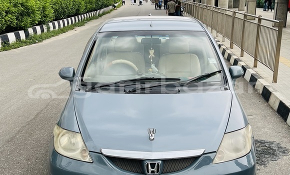 কিনুন ব্যবহৃত Honda গাড়ী