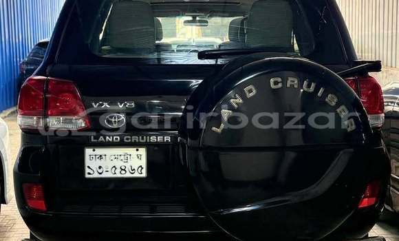 কিনুন ব্যবহৃত Toyota গাড়ী কিনুন ব্যবহৃত Toyota গাড়ী