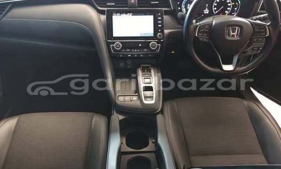 কিনুন ব্যবহৃত Honda গাড়ী কিনুন ব্যবহৃত Honda গাড়ী
